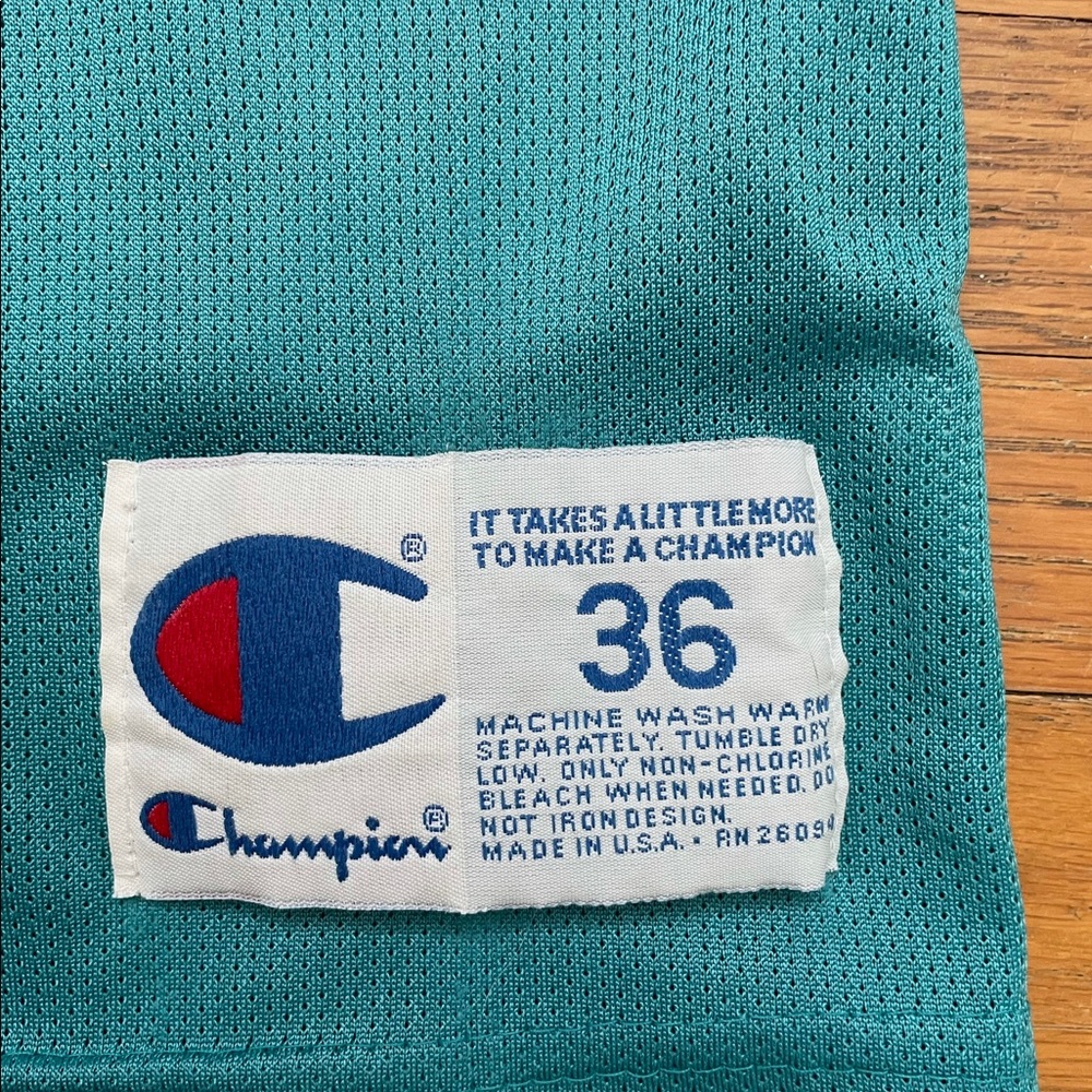 Vintage Larry Johnson Champion jersey size 36. Excellent condition. - Picture 4 of 4
